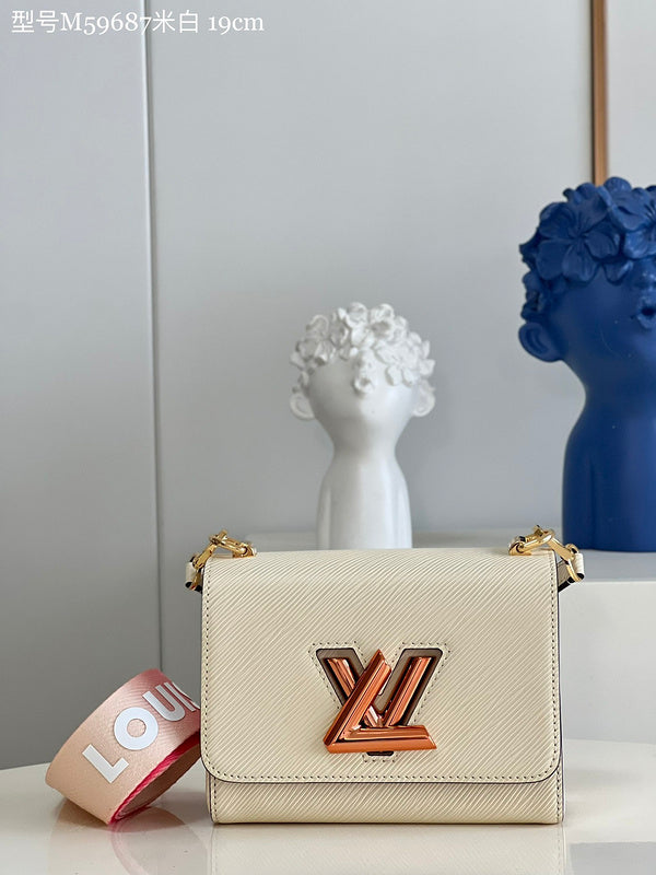 Fan Fashion Lu-Vi Bags - 16614