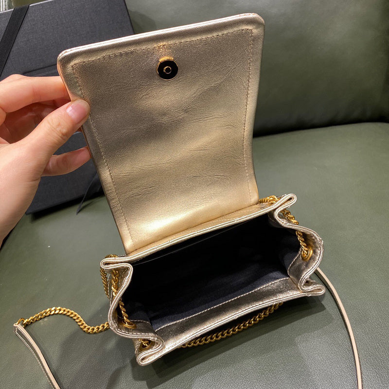 Amelia - YSL Bag - 3759