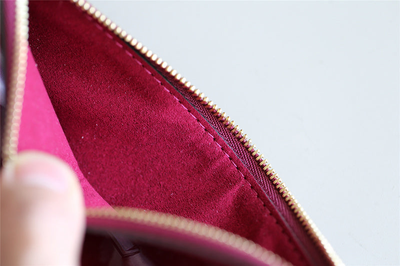 Fan Fashion Lu-Vi bags - 8104