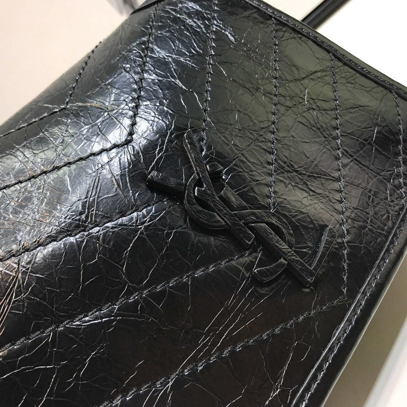 Amelia - YSL Bag - 2887