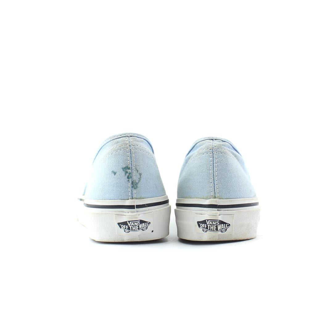 VANS AUTHENTIC