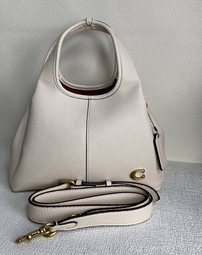 Amelia-i CAH Bags - 052