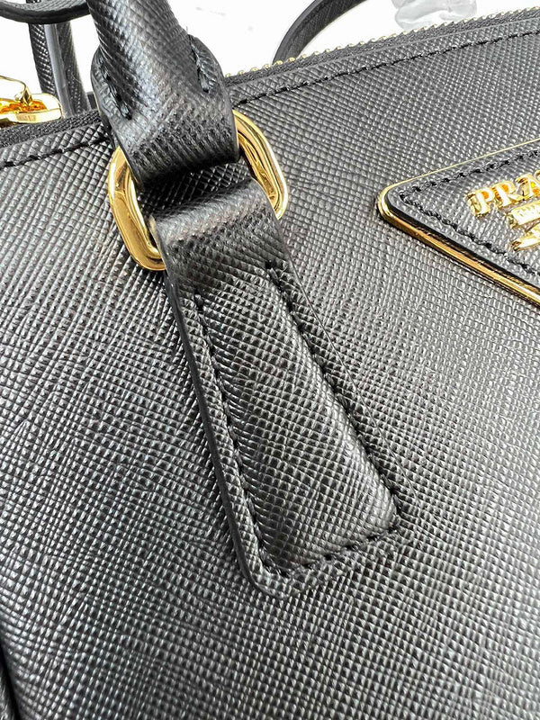 Amelia- PRDA  LUXURY BAGS - 819