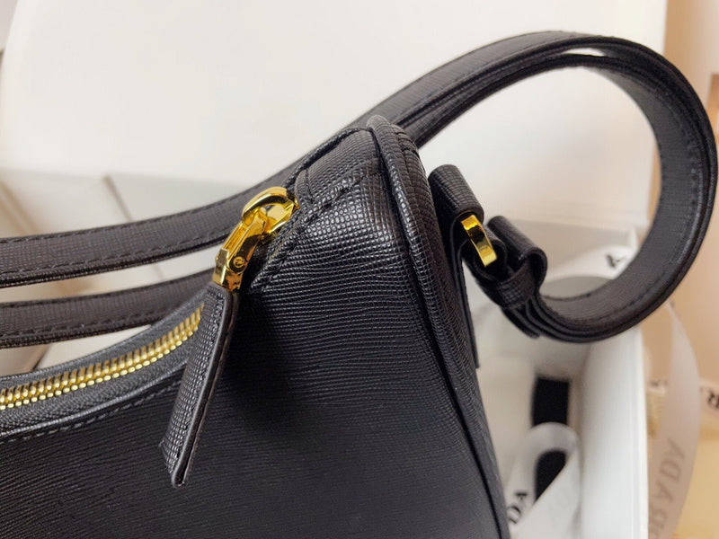 Amelia- PRDA  LUXURY BAGS - 540