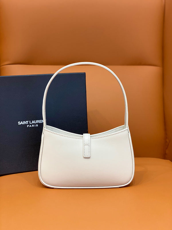 Amelia - YSL Bag - 1989