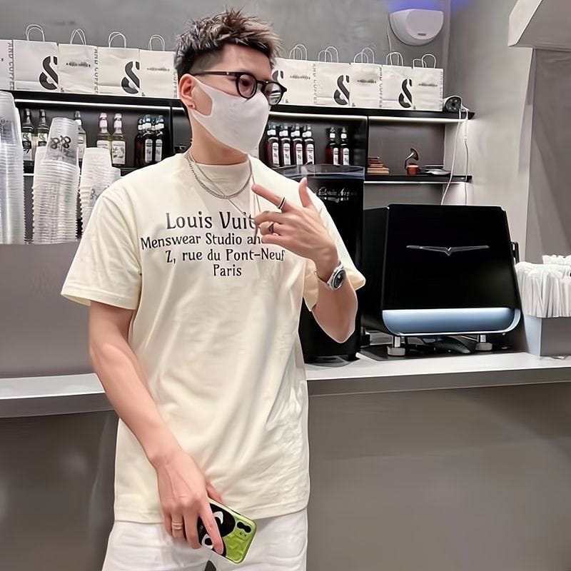Louis Vuitton Tshirt