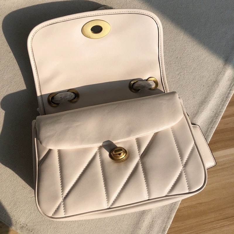 Amelia- CAH Bags - 722