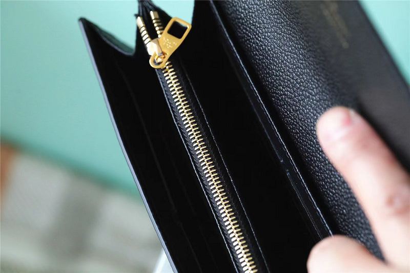 Fan Fashion Lu-Vi bags - 8751