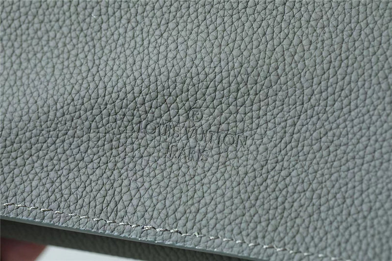 Fan Fashion Lu-Vi bags - 9986