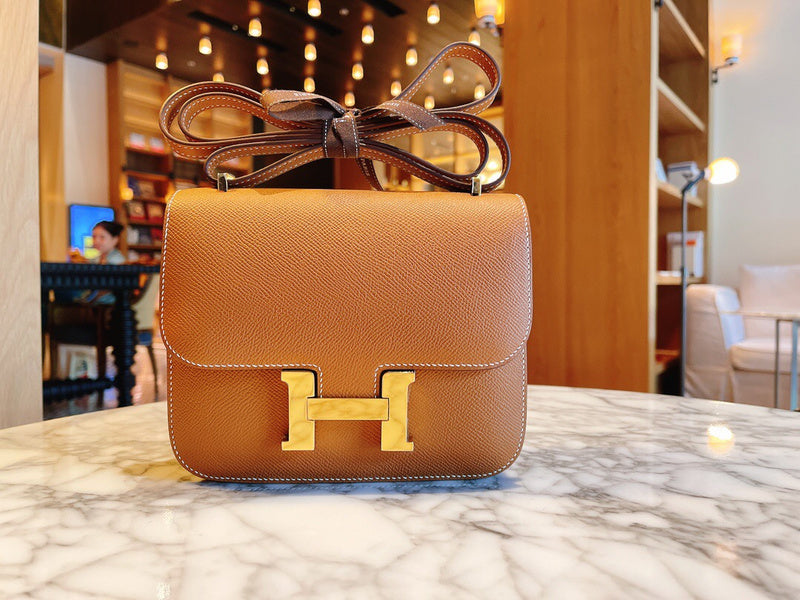 Amelia - HMS Bags - 1773