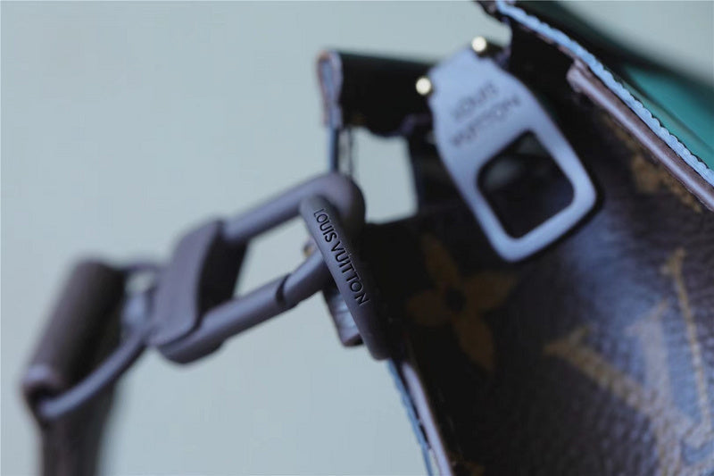 Fan Fashion Lu-Vi bags - 10695