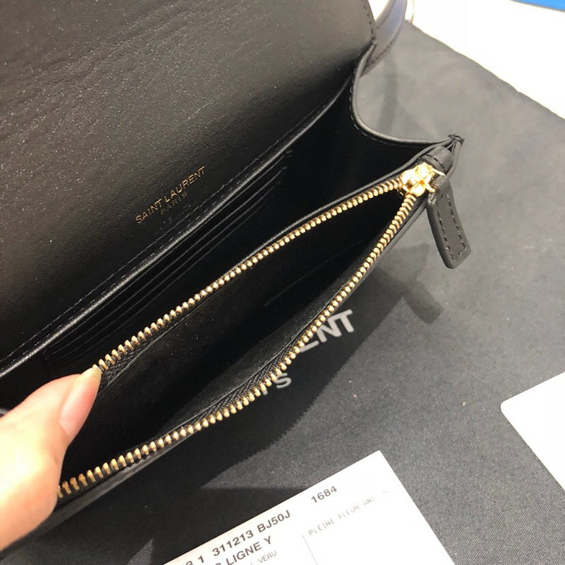 Amelia - YSL Bag - 4071
