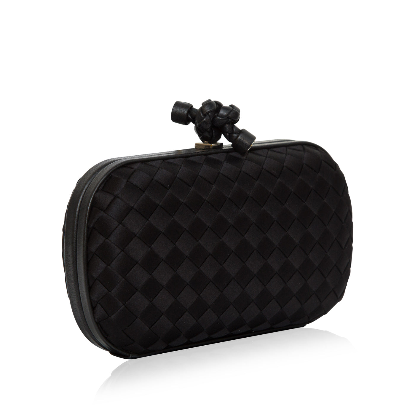 Knot Clutch