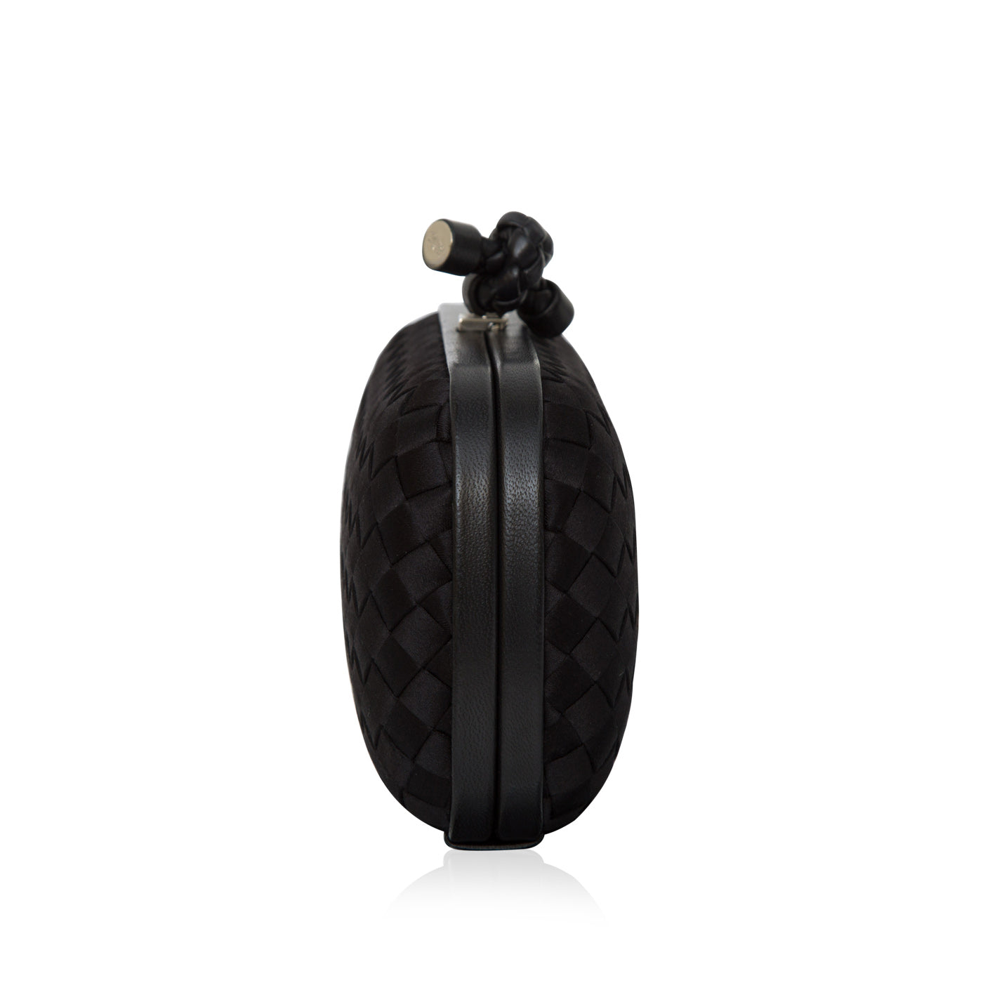 Knot Clutch