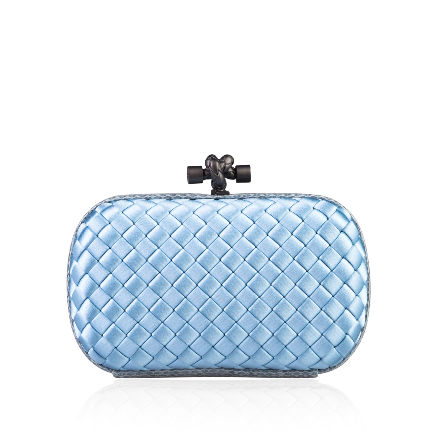 Knot Clutch