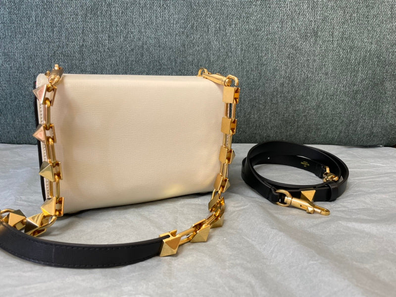 Amelia's Bag Gallery - VEL Bags - 979