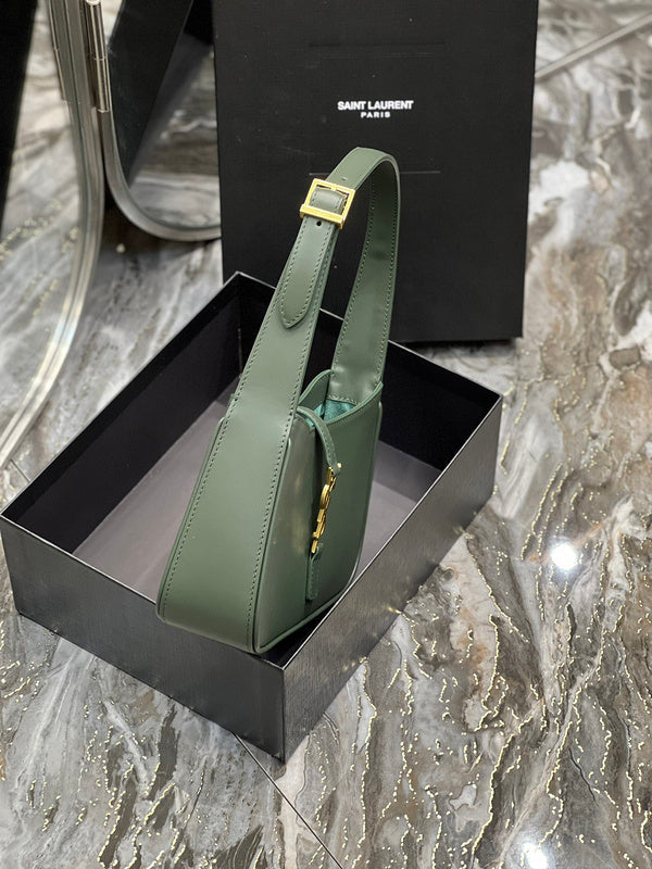 Amelia - YSL Bag - 2480