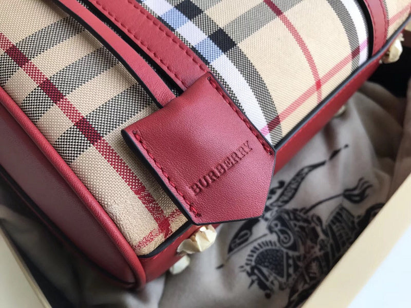 Burberry Bags - Bagsattire   274