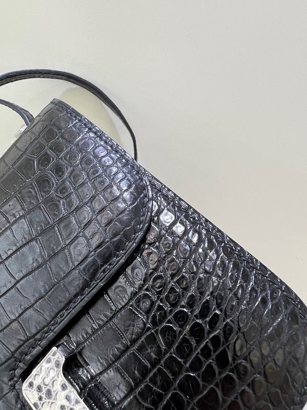 Amelia - HMS Bags - 1680