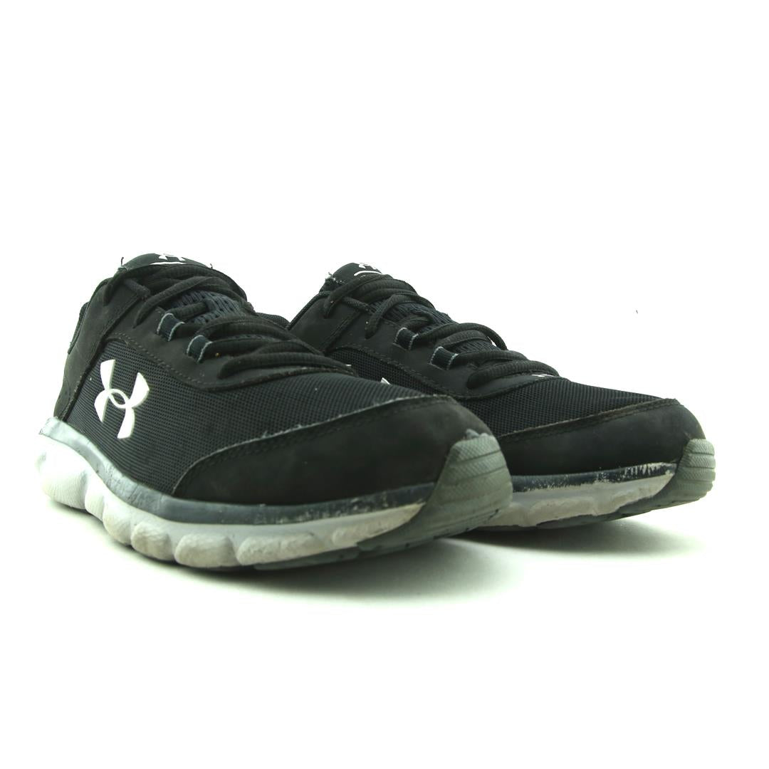 UNDER ARMOUR CHARGED ASSERT 8