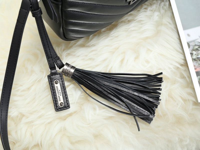 Amelia - YSL Bag - 3544