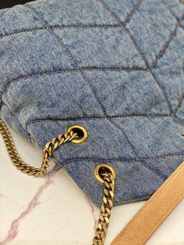 Amelia - YSL Bag - 2108