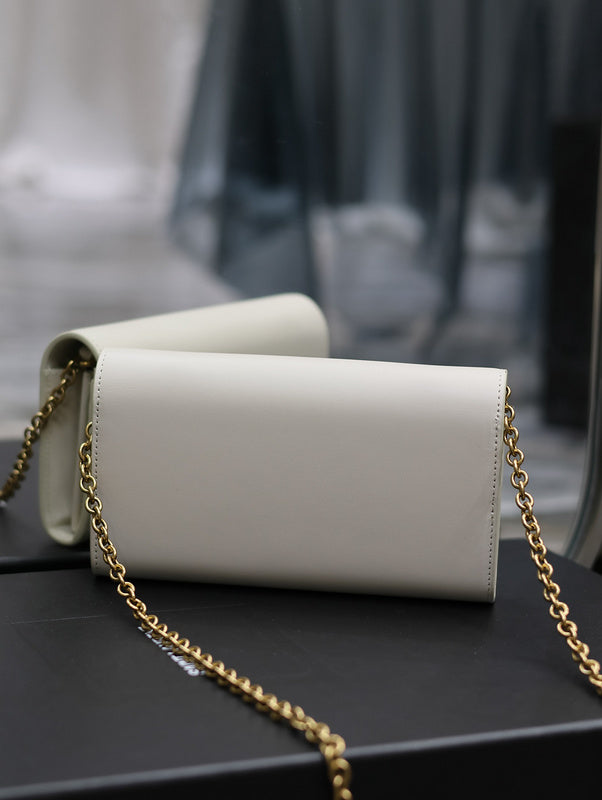 Amelia - YSL Bag - 2505