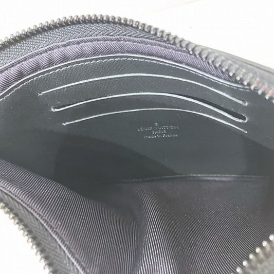 Louis Vuitton Pochette Zippée  Canvas Clutch Bag