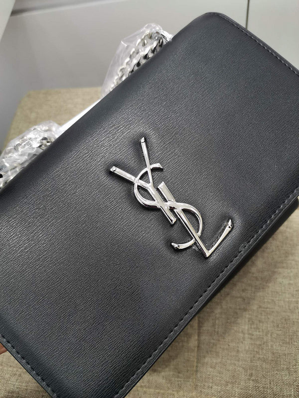 Amelia - YSL Bag - 3520