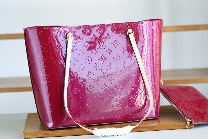 Fan Fashion Lu-Vi bags - 8104