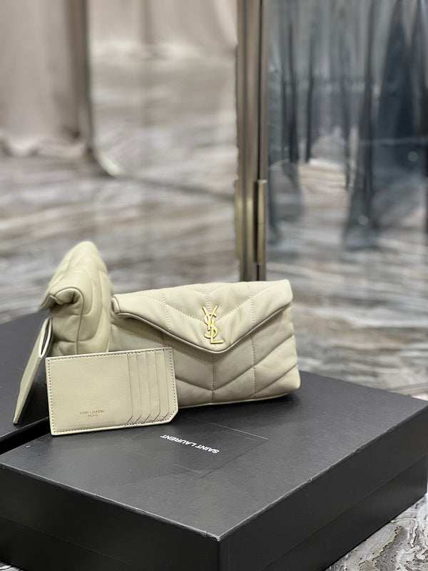 Amelia - YSL Bag - 1779
