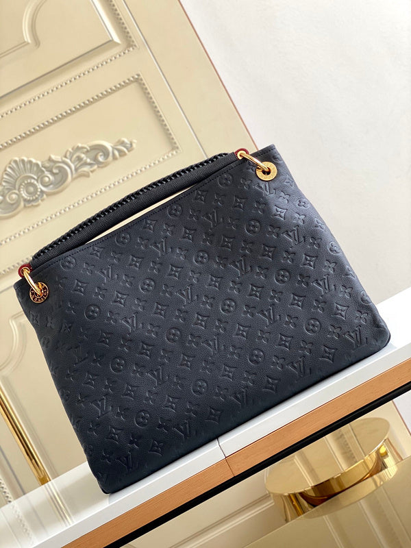 Amelia - LOV Lady Bags - 830