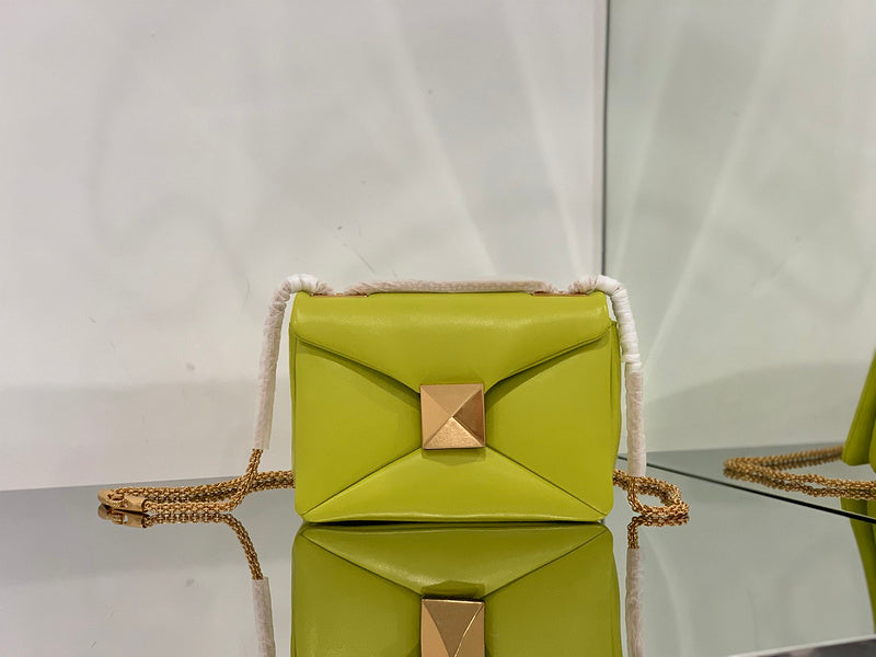 Amelia's Bag Gallery - VEL Bags - 512