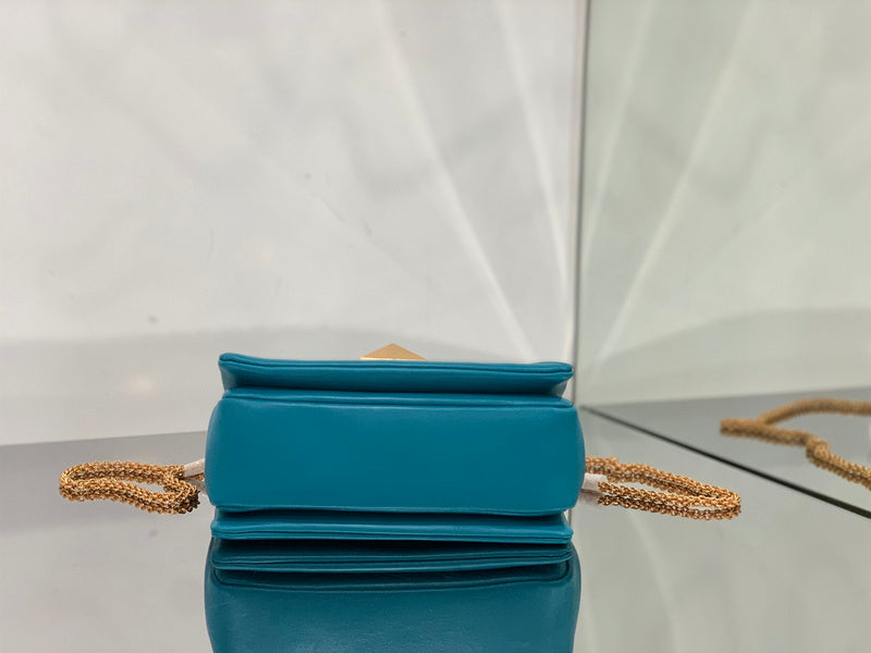 VAL LUXURY BAGS - FOR FASHION LOVERS  AFFORDABLE LUXURY BAGS- 1539