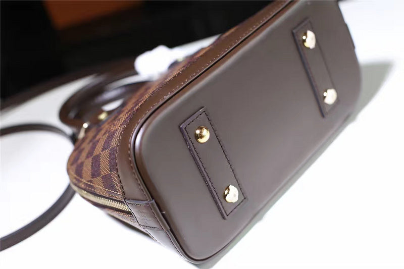 Fan Fashion Lu-Vi bags - 8285