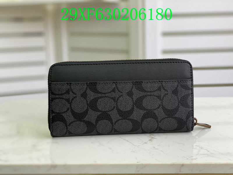 Amelia - CAH Wallet - 045