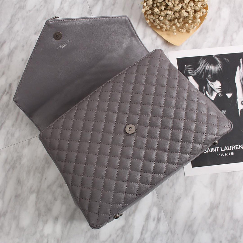 Amelia - YSL Bag - 2802