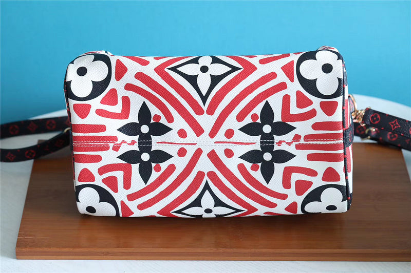 Fan Fashion Lu-Vi bags - 8157