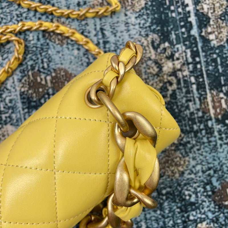 Wellow Bags - Chanel - Bags  - 520
