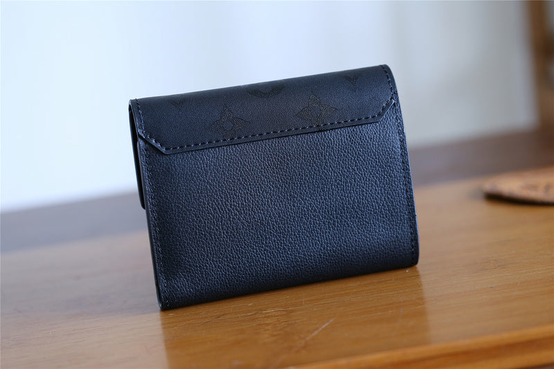 Fan Fashion Lu-Vi bags - 9380