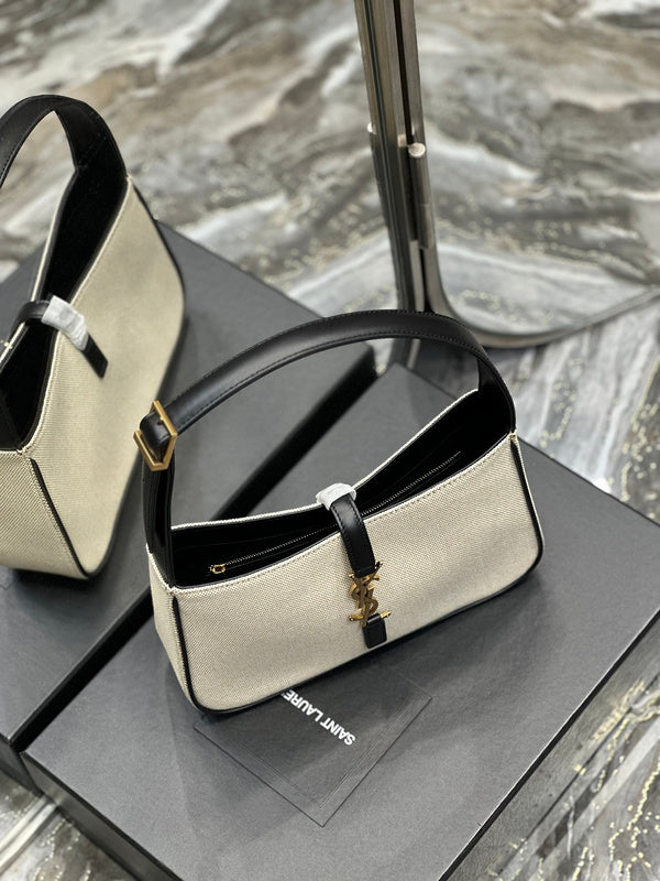 Amelia - YSL Bag - 2499