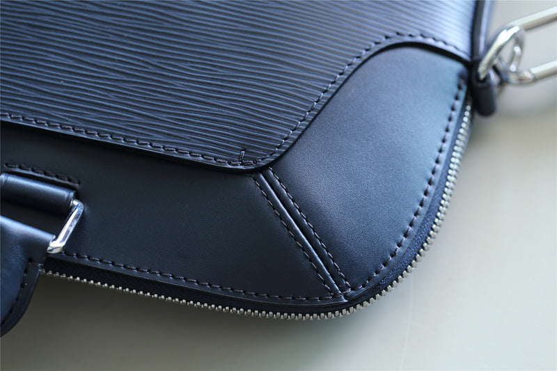 Fan Fashion Lu-Vi bags - 9881