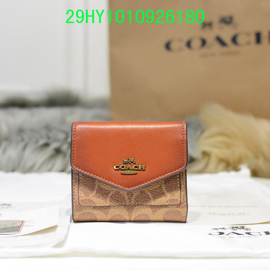 Amelia - CAH Wallet - 117
