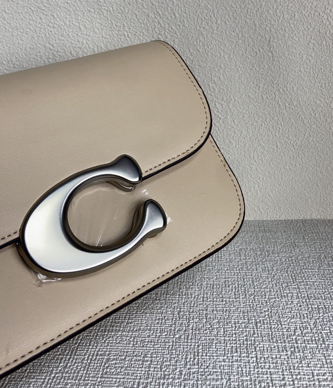 Amelia-i CAH Bags - 022