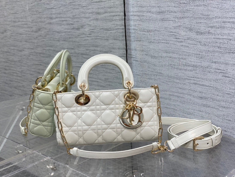 Amelia- DYOR LUXRY BAGS FOR WOMEN - 1831
