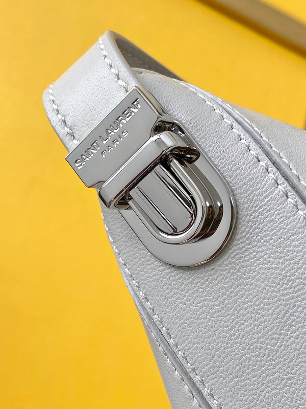Amelia - YSL Bag - 4170