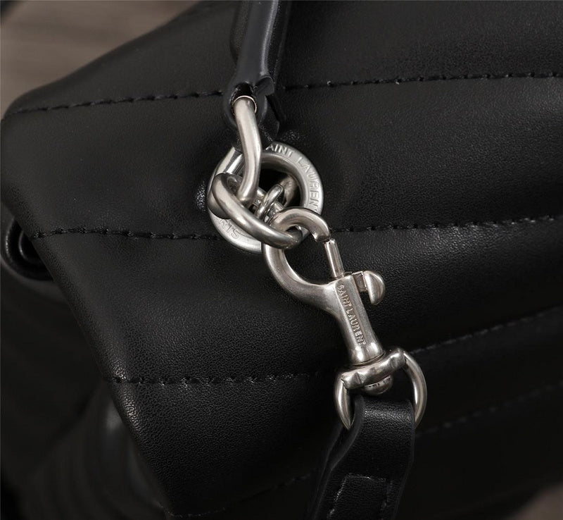 Amelia - YSL Bag - 2944