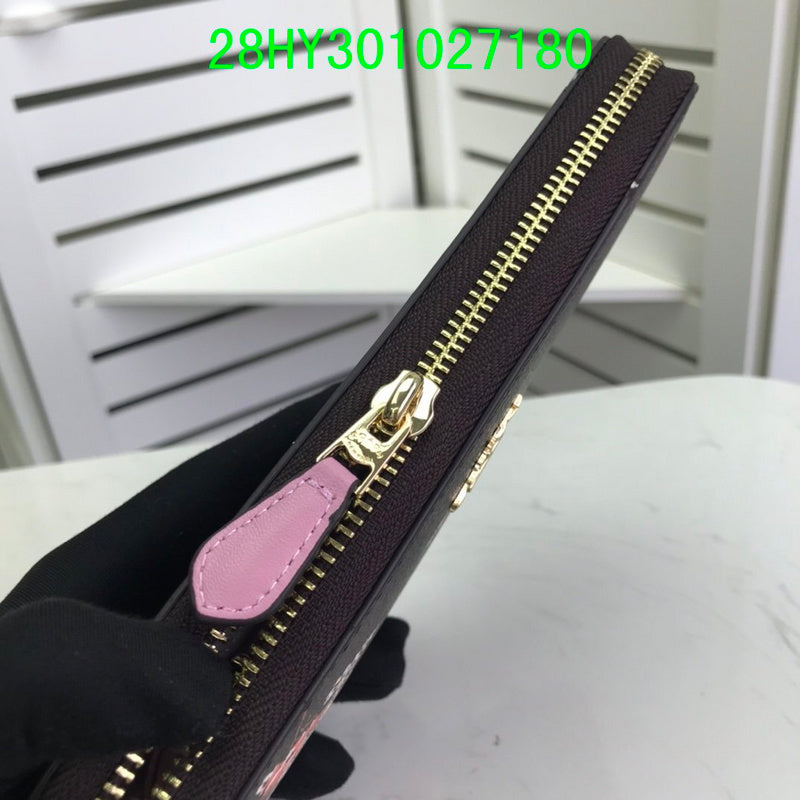 Amelia - CAH Wallet - 110