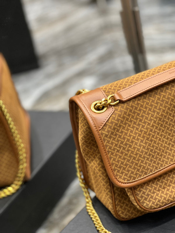 Amelia - YSL Bag - 4165