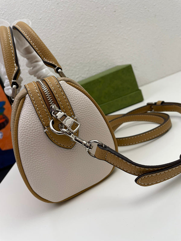 Amelia-i CAH Bags - 314